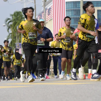 Runner Photo 6534474