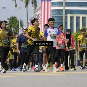Runner Photo 6534489