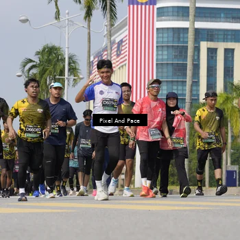 Runner Photo 6534492