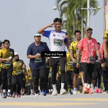 Runner Photo 6534534