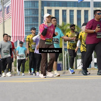 Runner Photo 6534585