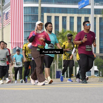 Runner Photo 6534591