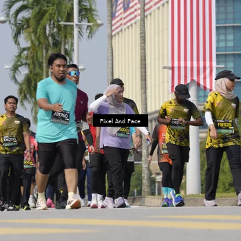 Runner Photo 6534630