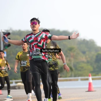 Runner Photo 6534659