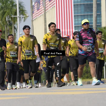 Runner Photo 6534860