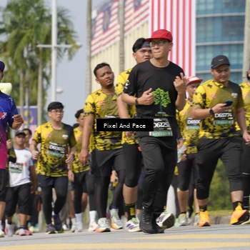 Runner Photo 6534870