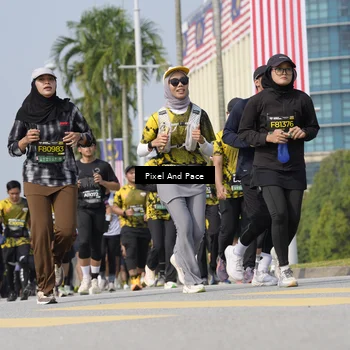 Runner Photo 6534926