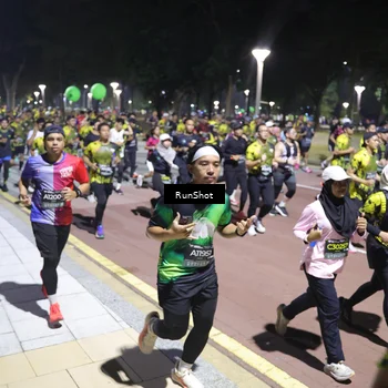 Runner Photo 6534940