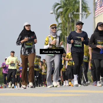 Runner Photo 6534992