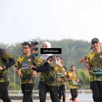 Runner Photo 6535012