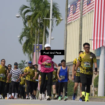 Runner Photo 6535070