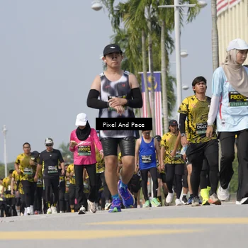 Runner Photo 6535118