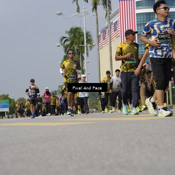 Runner Photo 6535162