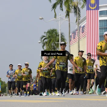 Runner Photo 6535247