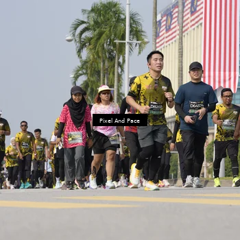 Runner Photo 6535339
