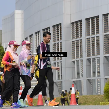 Runner Photo 6535417