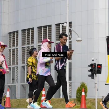 Runner Photo 6535433