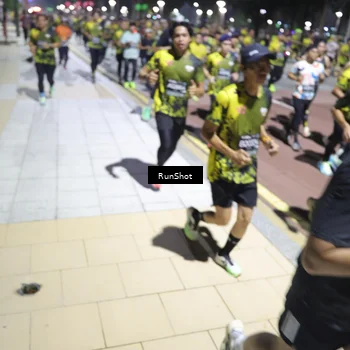 Runner Photo 6535453
