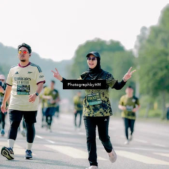 Runner Photo 6535455