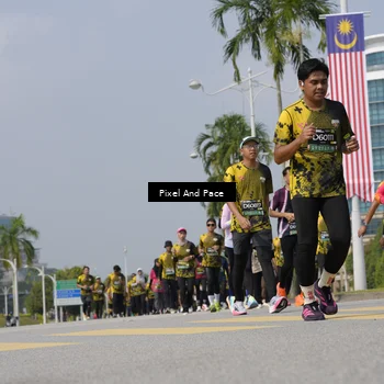 Runner Photo 6535461