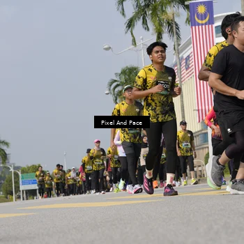 Runner Photo 6535464