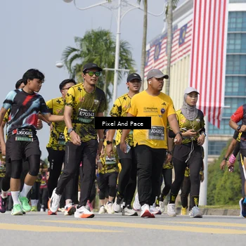 Runner Photo 6535514