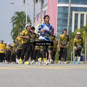 Runner Photo 6535602