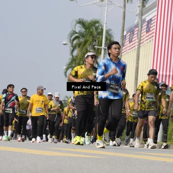 Runner Photo 6535614