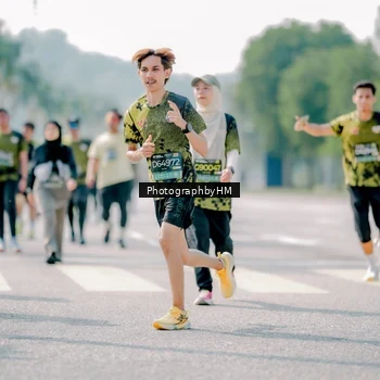 Runner Photo 6535736
