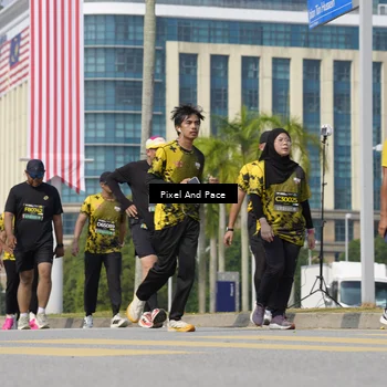 Runner Photo 6535756