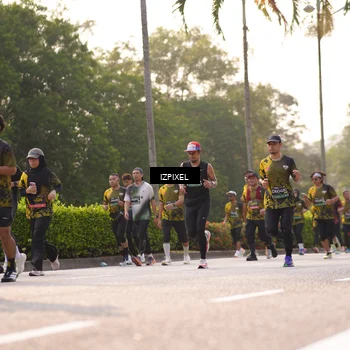 Runner Photo 6535769
