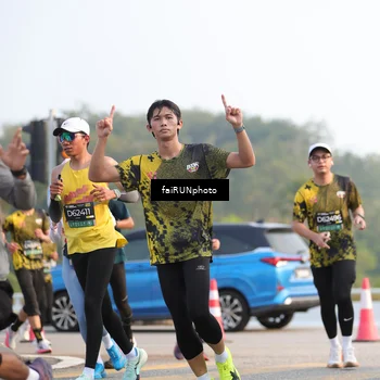 Runner Photo 6535859