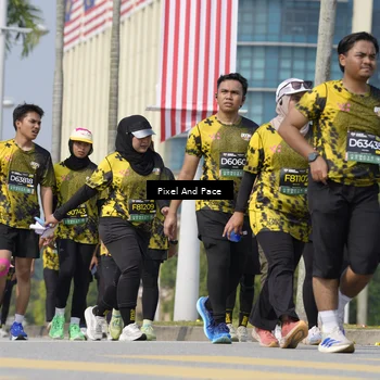 Runner Photo 6535874