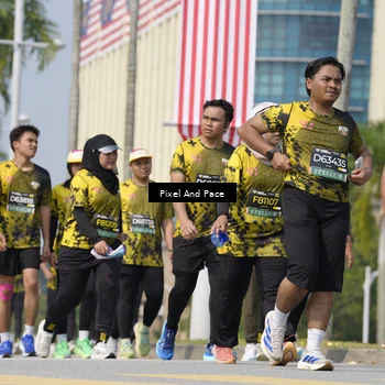 Runner Photo 6535879