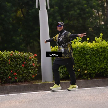 Runner Photo 6535944