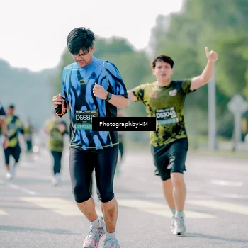 Runner Photo 6536002