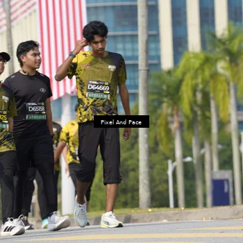 Runner Photo 6536004