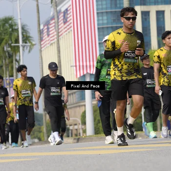 Runner Photo 6536053