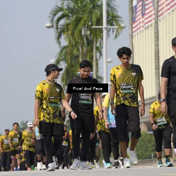 Runner Photo 6536092