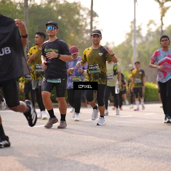 Runner Photo 6536124