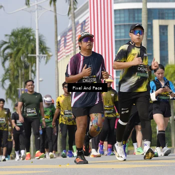 Runner Photo 6536159