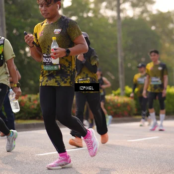 Runner Photo 6536172