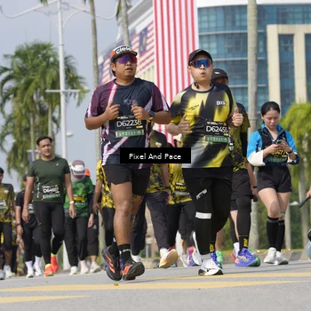 Runner Photo 6536211