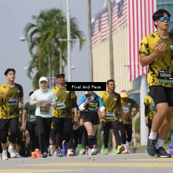Runner Photo 6536221