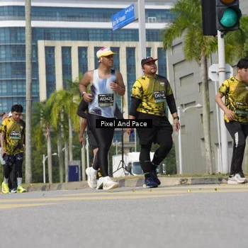 Runner Photo 6536343