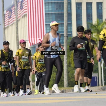 Runner Photo 6536371