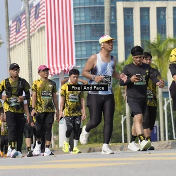 Runner Photo 6536372