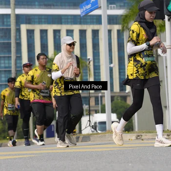 Runner Photo 6536399