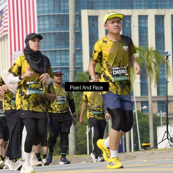 Runner Photo 6536406