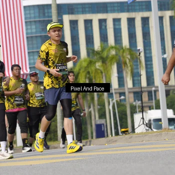 Runner Photo 6536408